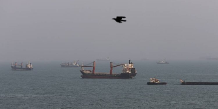 Plusieurs pays du Moyen-Orient acheminent clandestinement du pétrole via le terminal d&rsquo;Ormuz