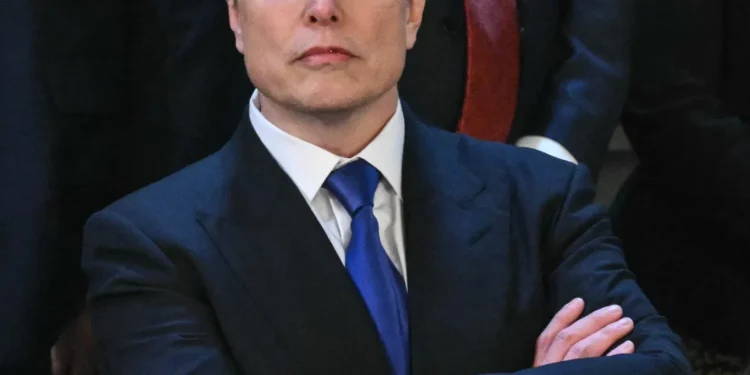 Musk reconnaît que la dette publique de 50 000 milliards de dollars sera cruciale pour les États-Unis.