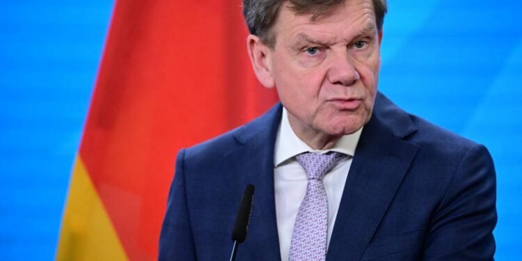 Le chef de la diplomatie allemande arrive à Kiev pour une visite non annoncée.