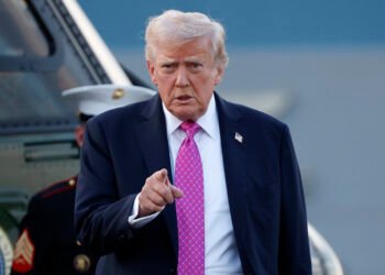 Trump menace de sanctions économiques « dévastatrices » contre tout pays aidant l&rsquo;Iran.